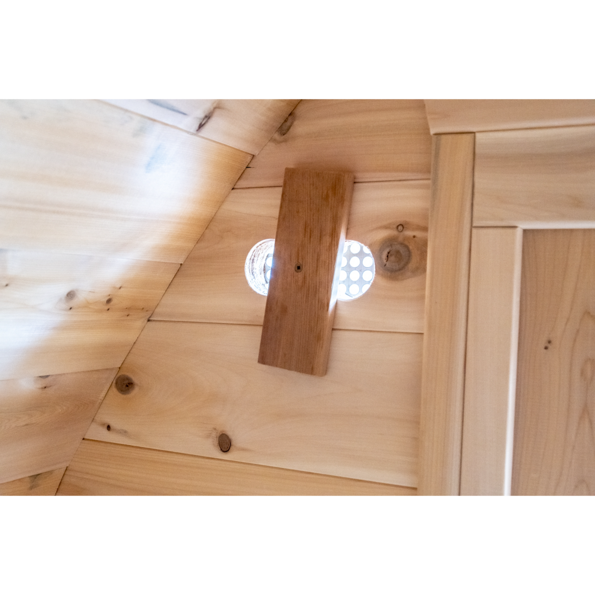 Dundalk CT MiniPOD Sauna CTC77MW