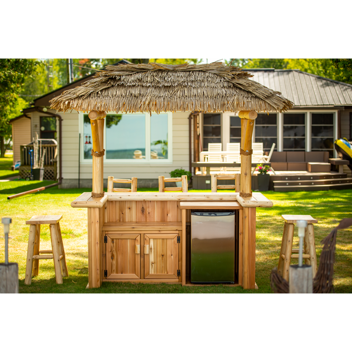 Dundalk Tropical Paradise Tiki Bar CT4896