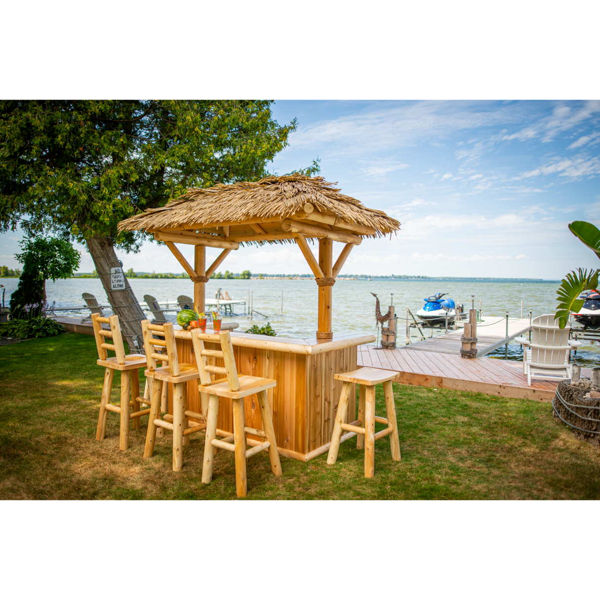 Dundalk Tropical Paradise Tiki Bar CT4896